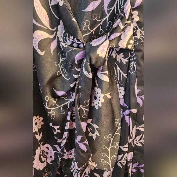 NWT MISA Los Angeles Sylvia Floral Wrap Midi Dress Size Small - Picture 8 of 8